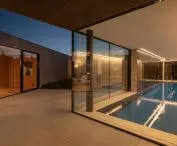 Loop House