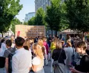 Warszawiacy i warszawianki przed instalacją