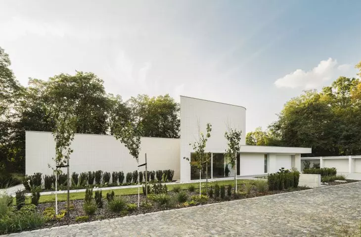Dom SWOOSH house