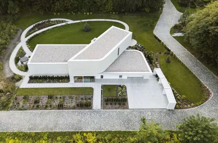 Dom SWOOSH house