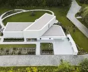 Dom SWOOSH house
