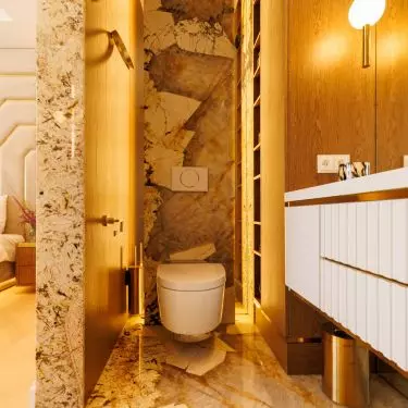 The arrangement is inspired by New York interiors