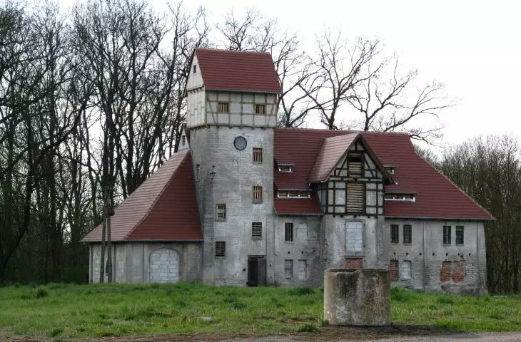 Spichlerz w Jankowie projektu Waltera Gropiusa