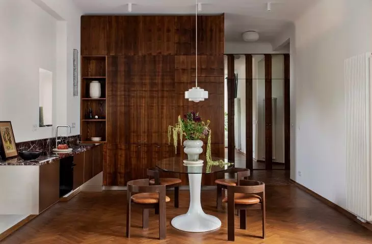 Apartment in a tenement house from the early 20th century 