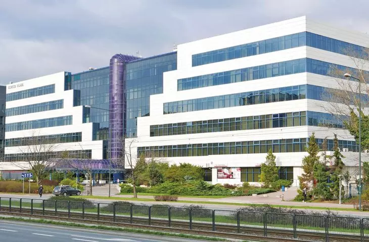 Curtis Plaza office building, Warsaw 