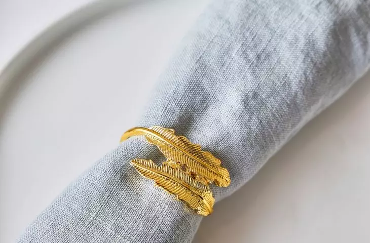 A napkin ring with a leaf motif is a great addition to an autumn table arrangement