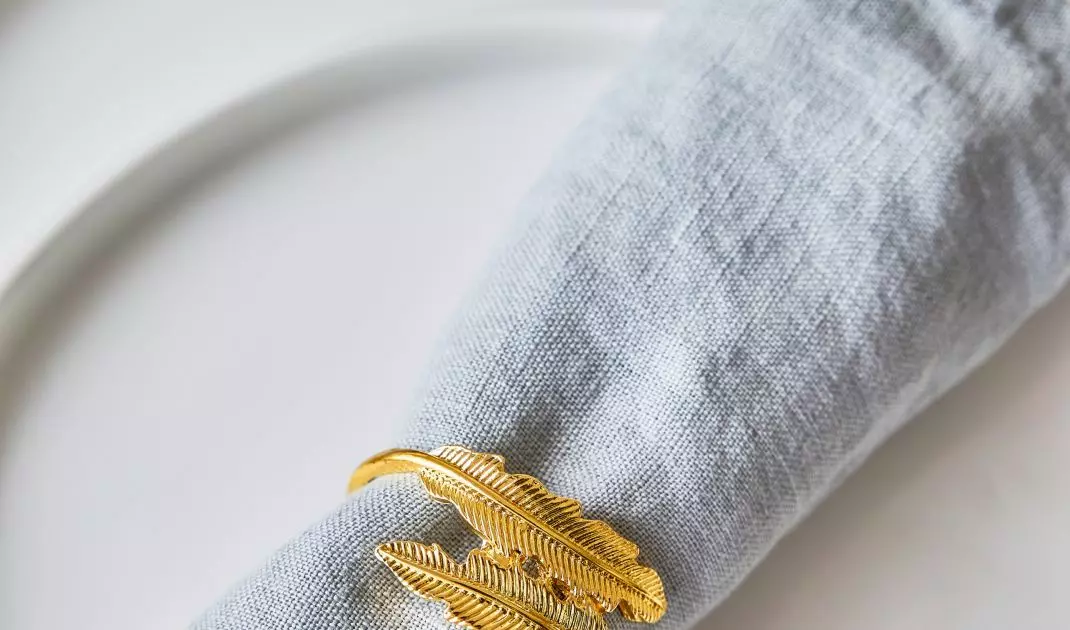 A napkin ring with a leaf motif is a great addition to an autumn table arrangement
