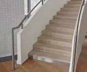 Stair handrails for all users at the Louis-Vuitton Foundation, Paris
