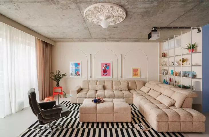 Memphis style apartment