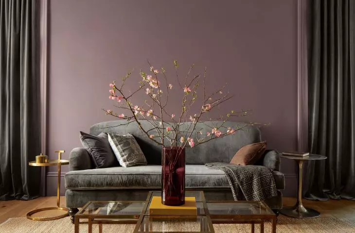 Cinnamon brown shade is predicted to be the color of the year 2025