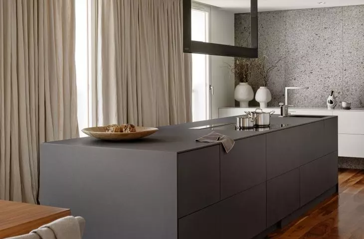 The island was finished with quartzite