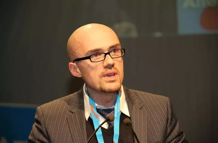 Hans-Thomas Tillschneider
