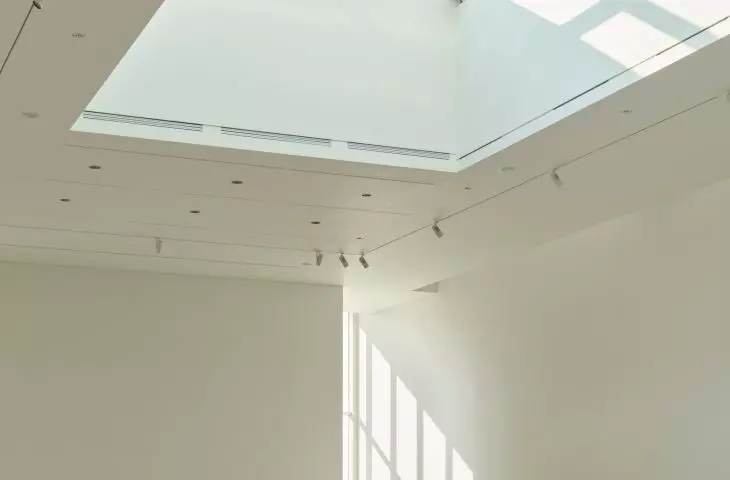 Sorol Art Museum - the main exhibition space with a skylight in the roof  