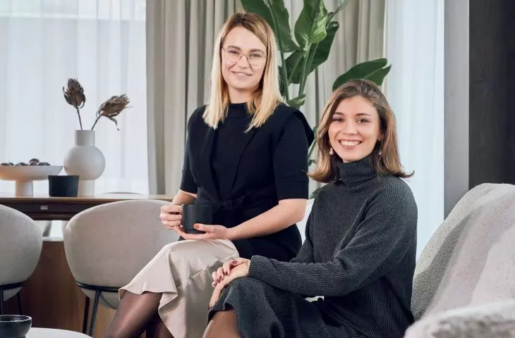 The authors of the project, architect Julita Bojańczyk of Deer Design Interior Design Studio and Anita Szymańska of Deer Wood carpentry studio.