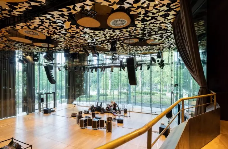 House of Hungarian Music in Budapest - the zigzag-shaped wall allows sound to reflect and disperse from the glazed surface, leading to a homogeneous sound