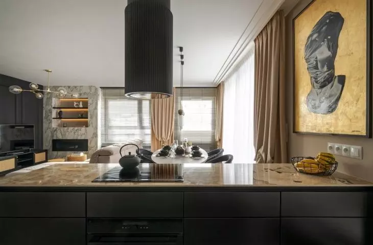 Fluting in the kitchen refers to the wall by the stairs