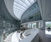 Uniview headquarters in Hangzhou - lobby and common atrium 