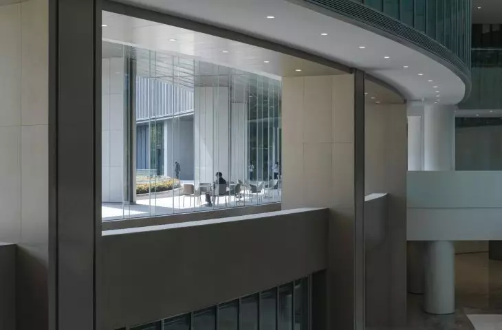 Główna siedziba Uniview w Hangzhou — lobby i wspólne atrium 