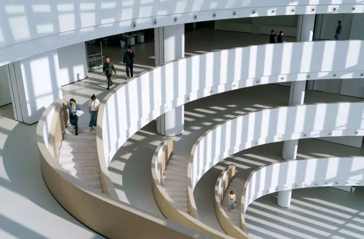 Uniview headquarters in Hangzhou - interior view of R&D center 