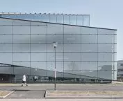 Digitization House in Tulln - view of the building's multilayered facade 