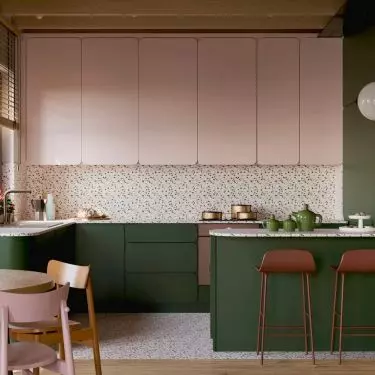 Kitchen in shades of pink and green