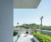 Innovation Center for High-performance Medical Devices in Guangzhou - view of terrace with greenery