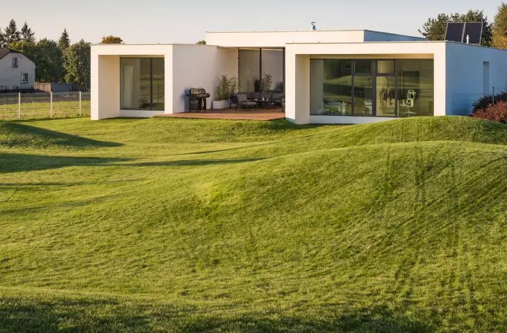 Quiet House