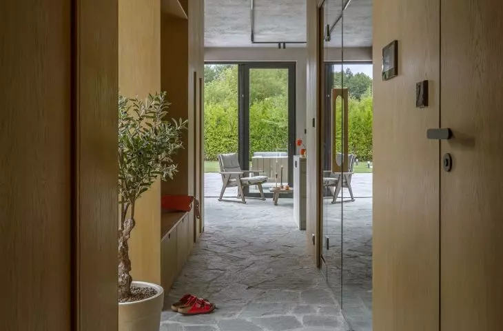 The floor was made of hand-slate quartzite