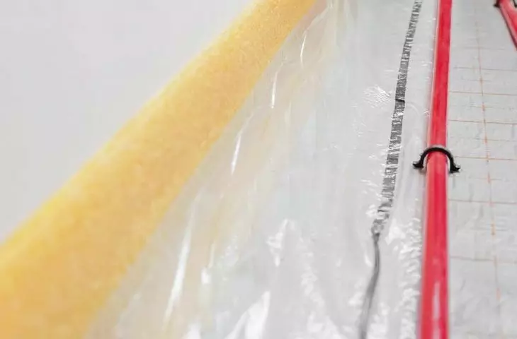 The edge tape is used when making floor heating as an expansion joint