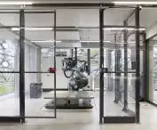 Texoversum Center for Modern Textile Technology in Reutlingen - view of the robot