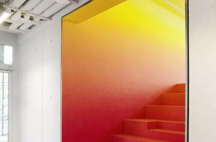 Texoversum Center for Modern Textile Technology in Reutlingen - the color gradient refers to historical tapestries