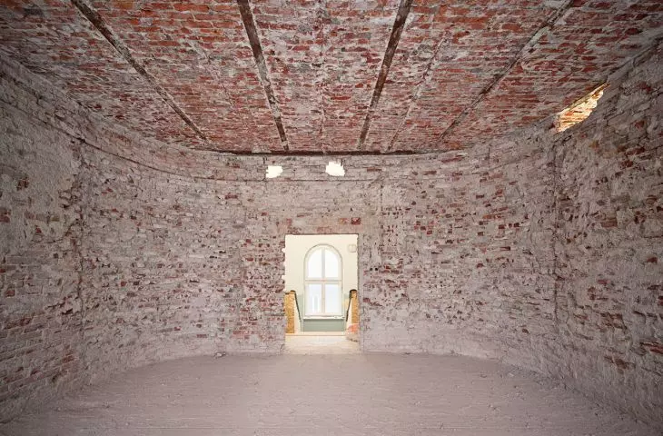 Work on the top floor