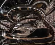 A bookstore in Huai'an, in China's Jiangsu province - a dark color scheme dominates inside 