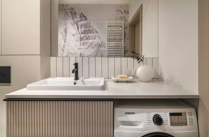 Under the countertop there was space for a washing machine