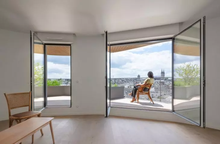 Apartamentowiec Arborescence w Angers, we Francji — widok wnętrza 