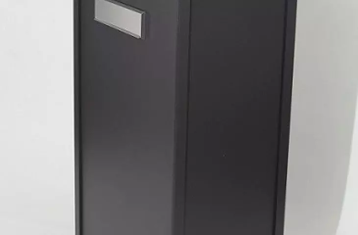 parcel machine