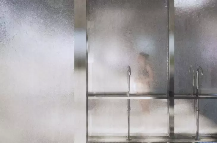 wnętrze pawilonu