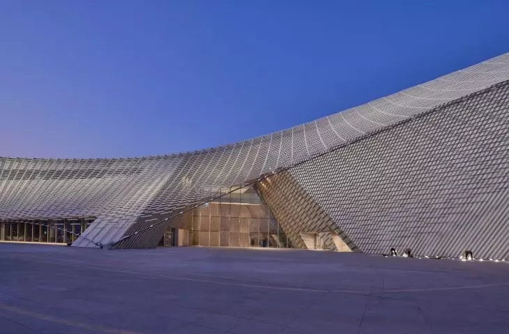 Nanchang Grand Theater - view of the main entrance from the south side  
