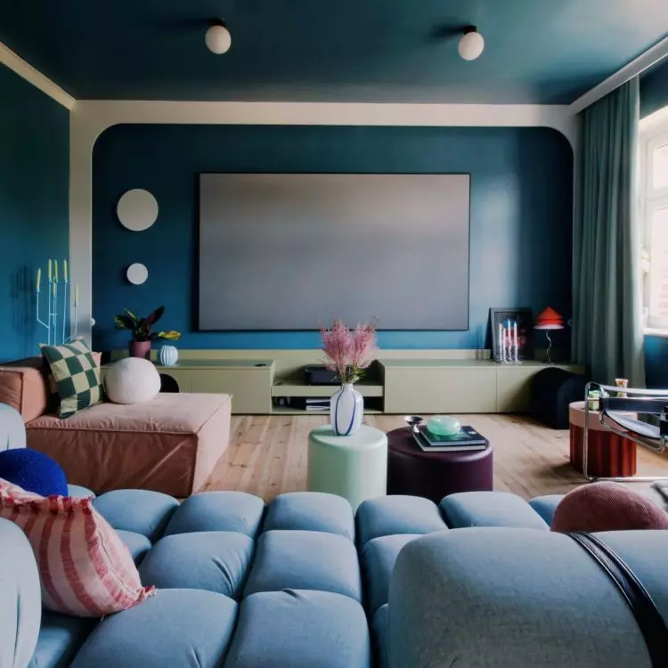 Arrangement in the spirit of dopamine decor