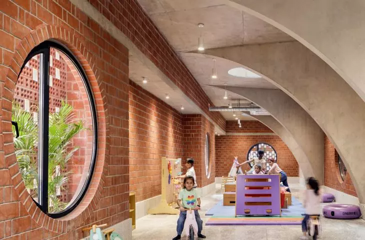 Healthy Planet School in Noida - the spatial layout of the building is based on organic 