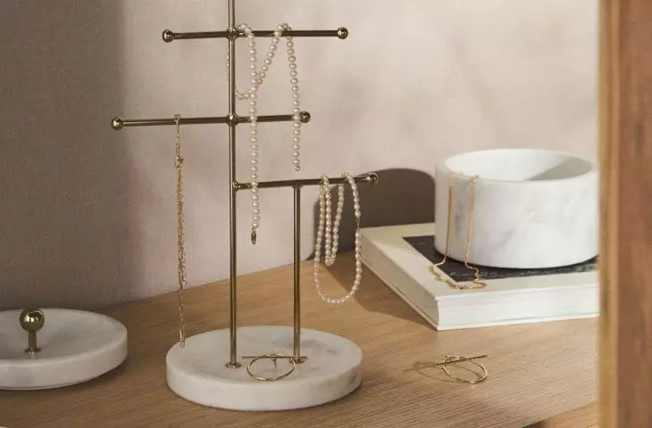 An elegant stand is a great way to store and organize your jewelry