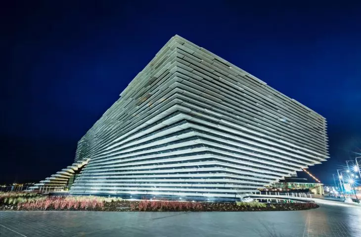 V&A Dundee (branch of the Victoria and Albert Museum in Dundee) - the building consists of two parts with the form of inverted pyramids