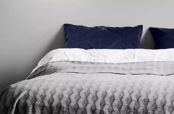 Minimalist bedroom is a place of relaxation