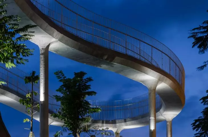 Art Exhibition Center in Son Tra, Vietnam - walking bridges create fluid, dynamic forms 