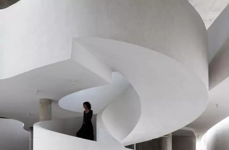 Art Exhibition Center in Son Tra, Vietnam - spiral staircase inside the building 