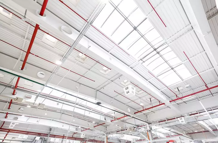 Curved skylights with aerogel