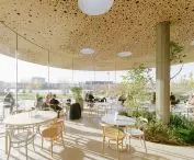 Opera Park w Kopenhadze (Operaparken) – wewnątrz szklarni mieści się kawiarnia 