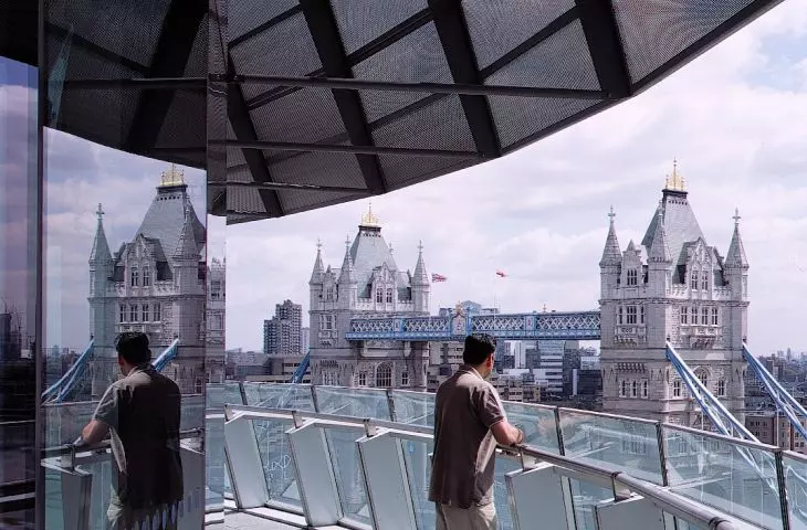 City Hall w Londynie – taras na dachu oferuje panoramiczne widoki na miasto 