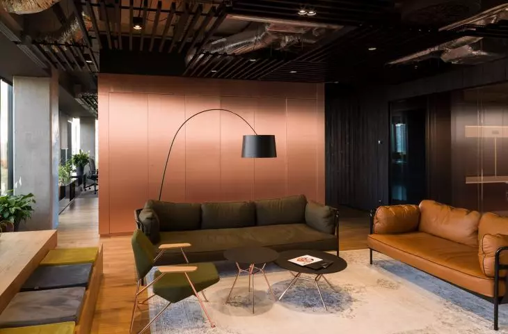 Office Building .KTW, Katowice, Poland. The concept of colors and materials is based on strong contrasts and gives the open space a pleasant atmosphere that further emphasizes the creativity and commitment of employees. 