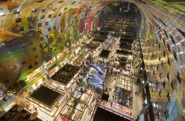Hala Targowa (Markthal) w Rotterdamie